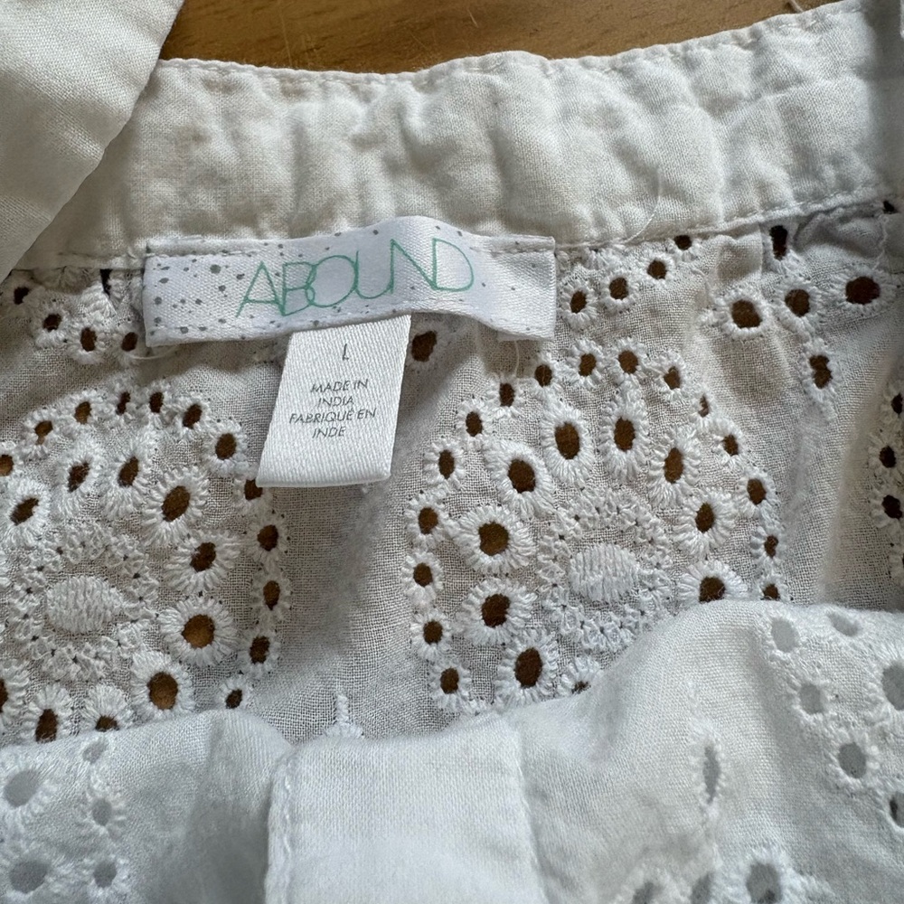 Abound White Eyelet Ruffled Tank - Picture 3 of 5
